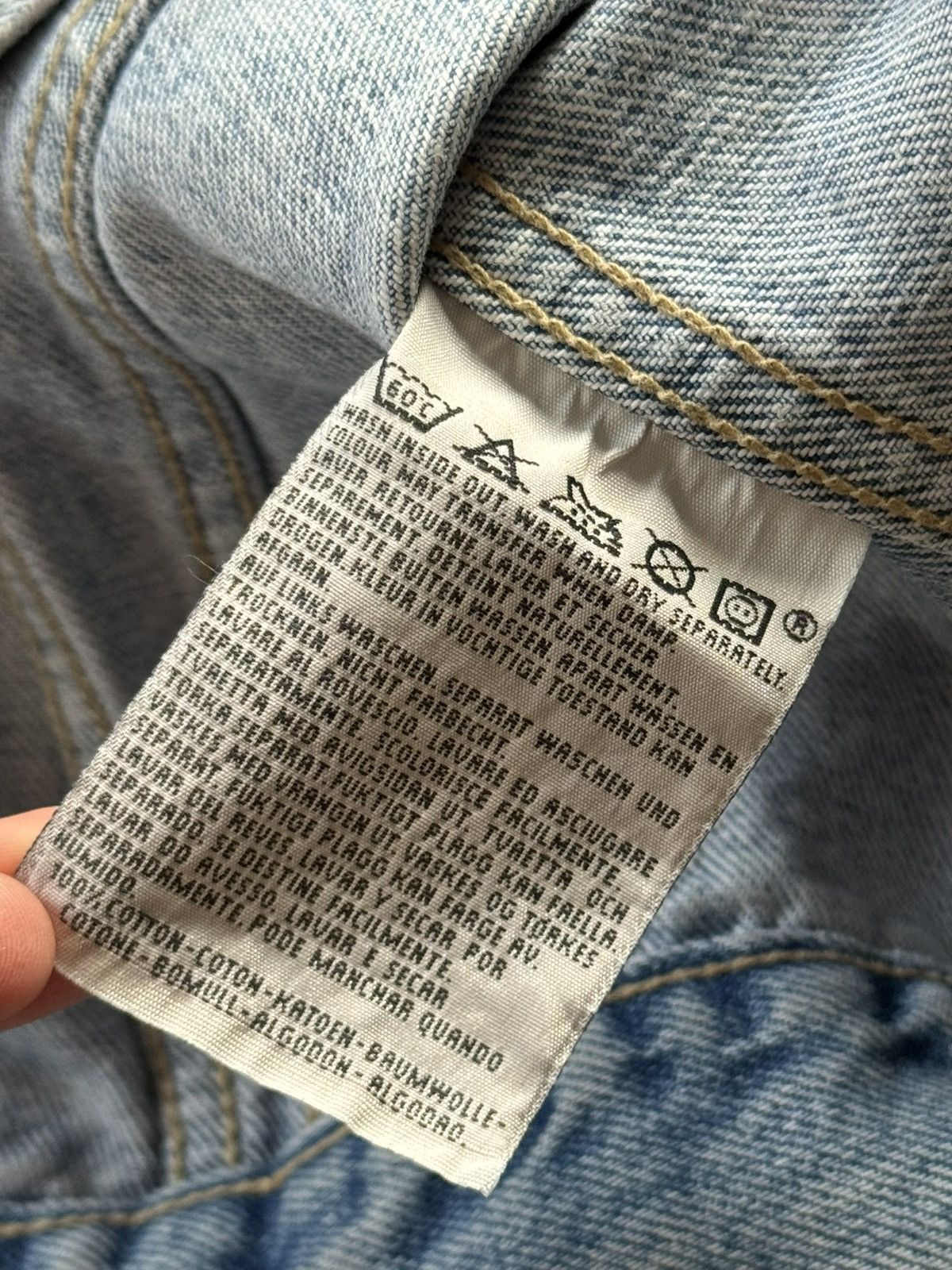 Levi's Vintage Clothing Levi’s XL 70401 02 1983 denim retro vest sleeveless jacket Size US XL / EU 56 / 4 - 5 Thumbnail