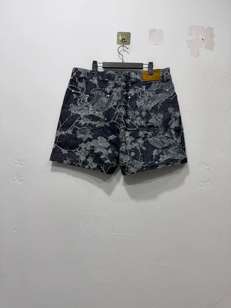 Louis Vuitton Louis Vuitton Floral shorts Size US 36 / EU 52 - 2 Thumbnail