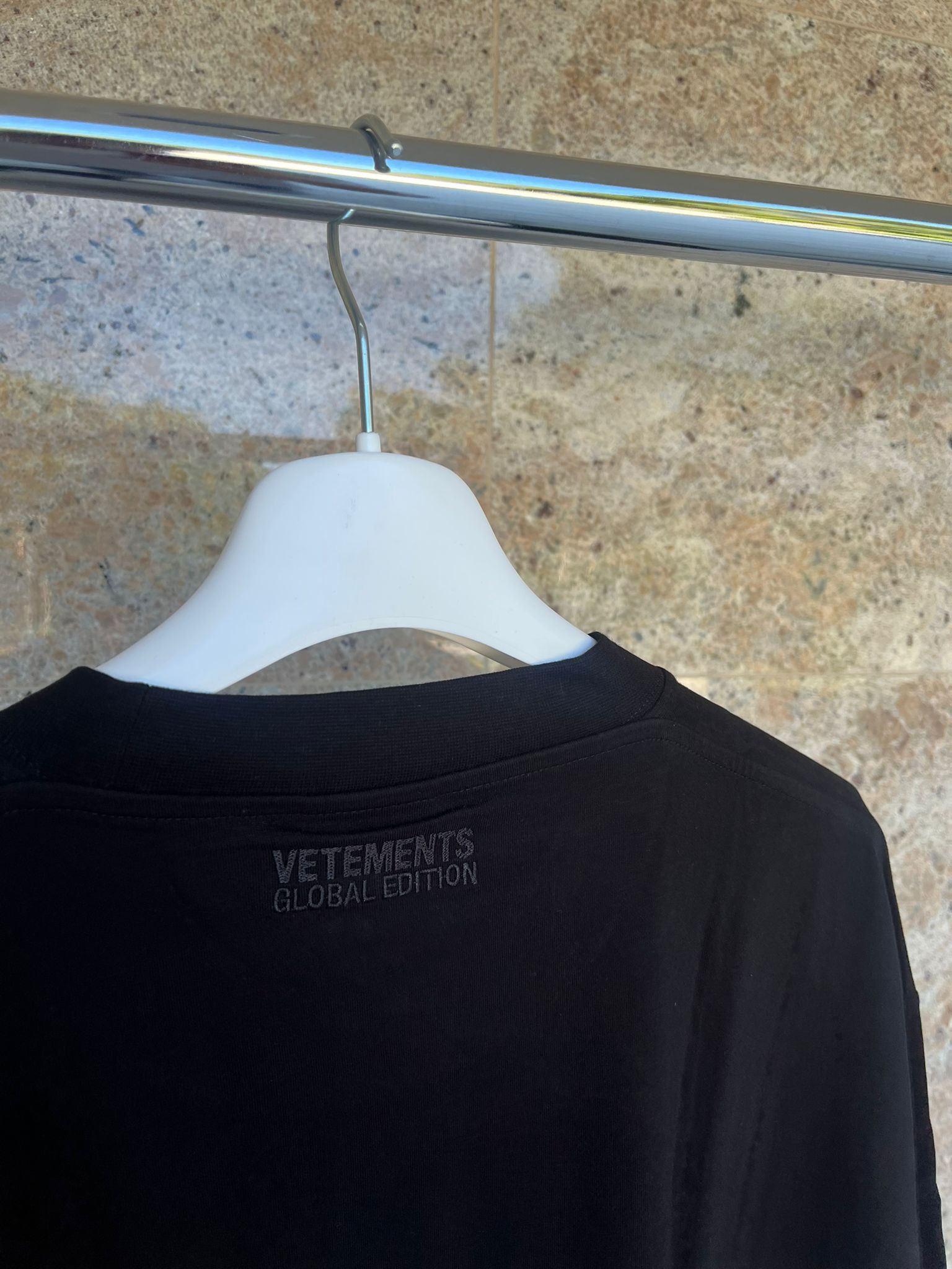 Vetements Dollar Long Sleeve Logo T-Shirt LS in Black Size US XL / EU 56 / 4 - 10 Thumbnail
