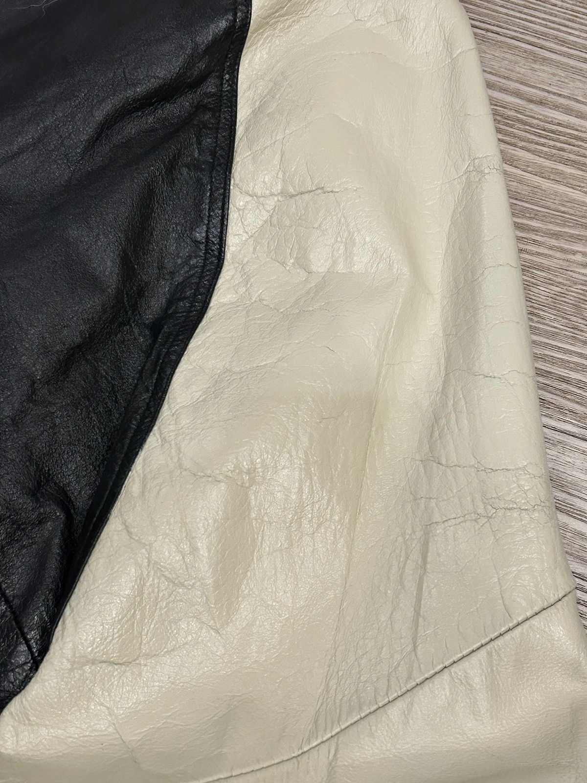 Logo Athletic × NHL × Vintage *VERY RARE* Logo Athletic Mighty Duck Full Leather Size US L / EU 52-54 / 3 - 10 Thumbnail