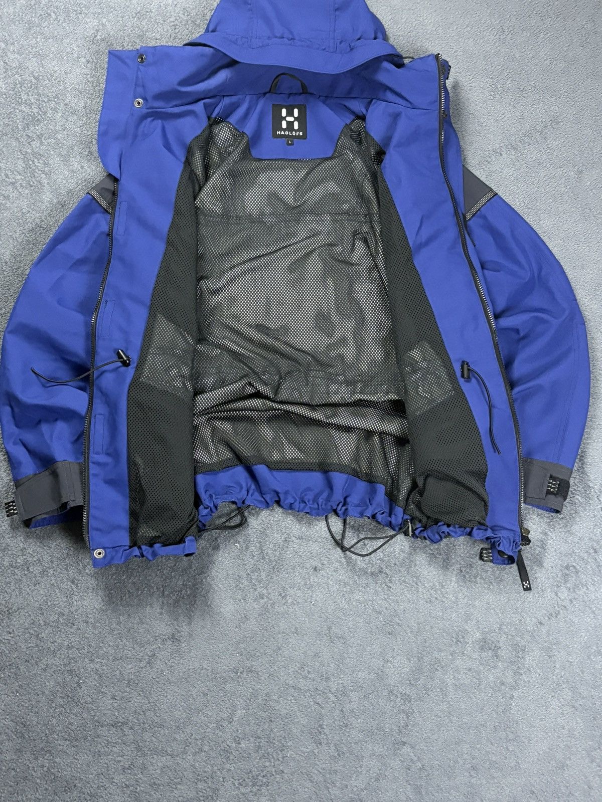 Haglofs 00s Haglofs Vintage Oversized Windstopper Waterproof Jacket Size US L / EU 52-54 / 3 - 10 Thumbnail