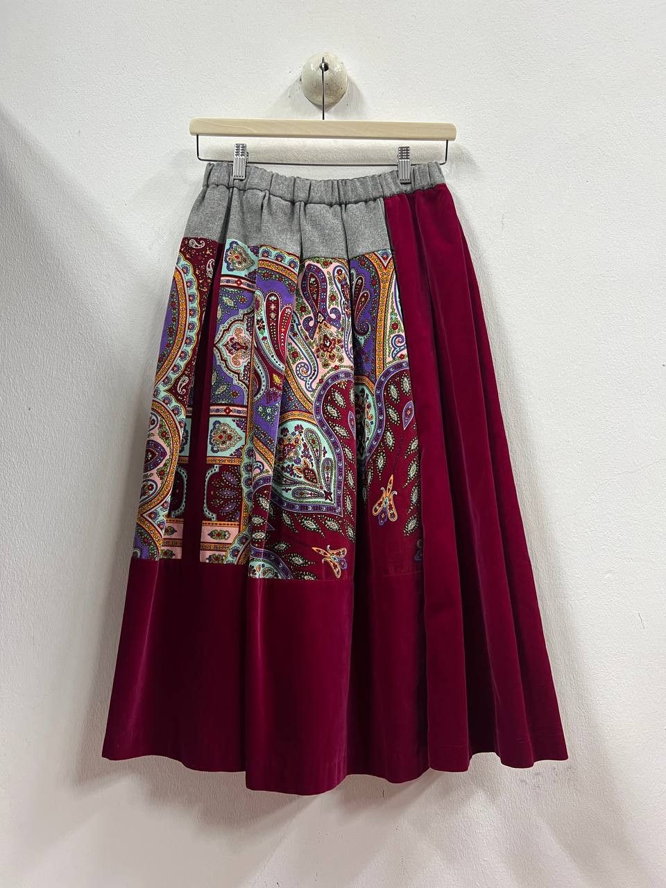 Comme des Garcons AW99 Comme des Garçons Fuchsia Tapestry Wool Skirt Size 26" / US 2 / IT 38 - 2 Thumbnail