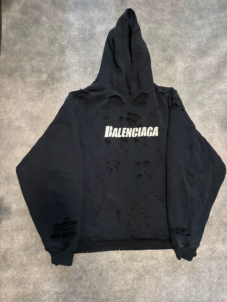 Balenciaga Balenciaga Black old hooded sweater with holes. Size US L / EU 52-54 / 3 - 1 Thumbnail