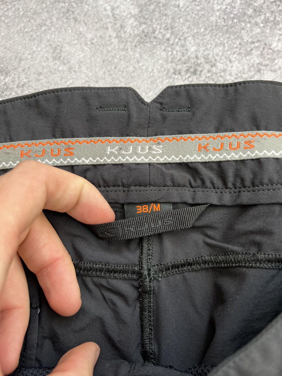 KJUS KJUS Gorpcore Tracking Black Pants Size 30" / US 8 / IT 44 - 5 Thumbnail