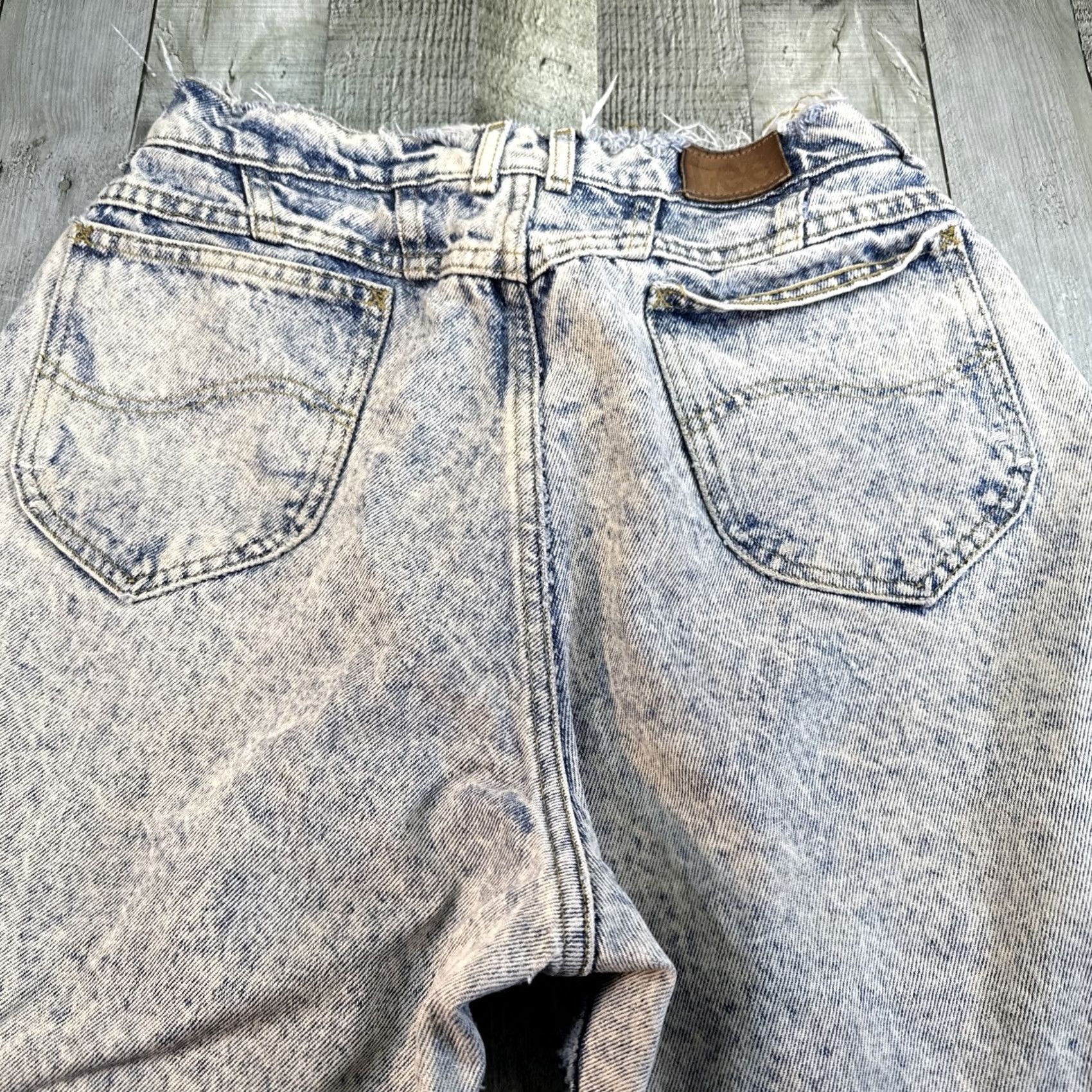 Lee VINTAGE Lee Frosted Rider VTG 12P Relaxed Leg Tapered Acid Wash 80s Mom Jeans USA Size 34" / US 12 / IT 48 - 7 Thumbnail