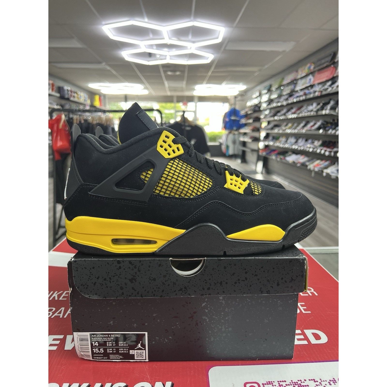 Jordan Brand Air Jordan 4 Retro Thunder (2023) Size 14 (DH6927-017) Size US 14 / EU 47 - 1 Thumbnail