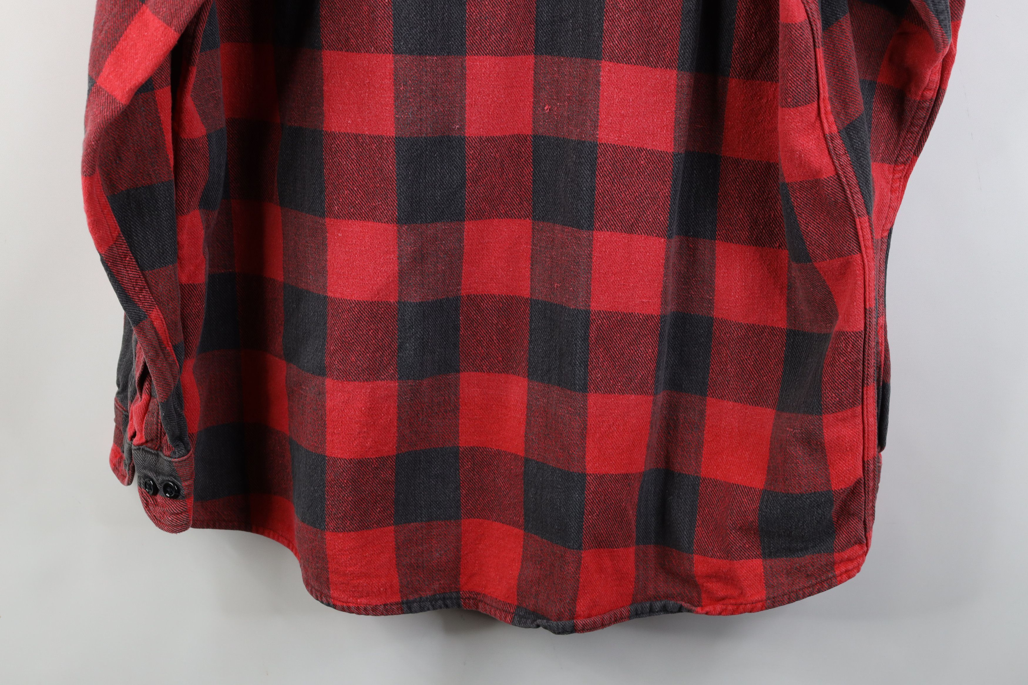 Vintage Vintage 90s Streetwear Heavy Flannel Button Shirt Plaid Size US L / EU 52-54 / 3 - 11 Thumbnail