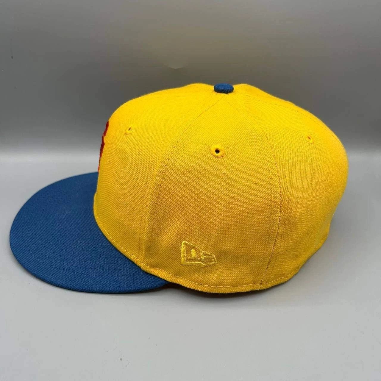 New Era San Francisco Giants Hat Men 7 1/2 Yellow Blue MLB Fitted Size ONE SIZE - 8 Thumbnail