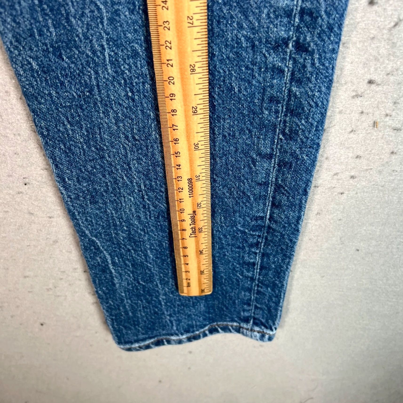 Reformation Reformation Jeans Women 25 High-Rise Straight Denim Huntington Blue 5-Pocket Womens Adult Fashion Jeans Size 42" / US 20 - 7 Thumbnail