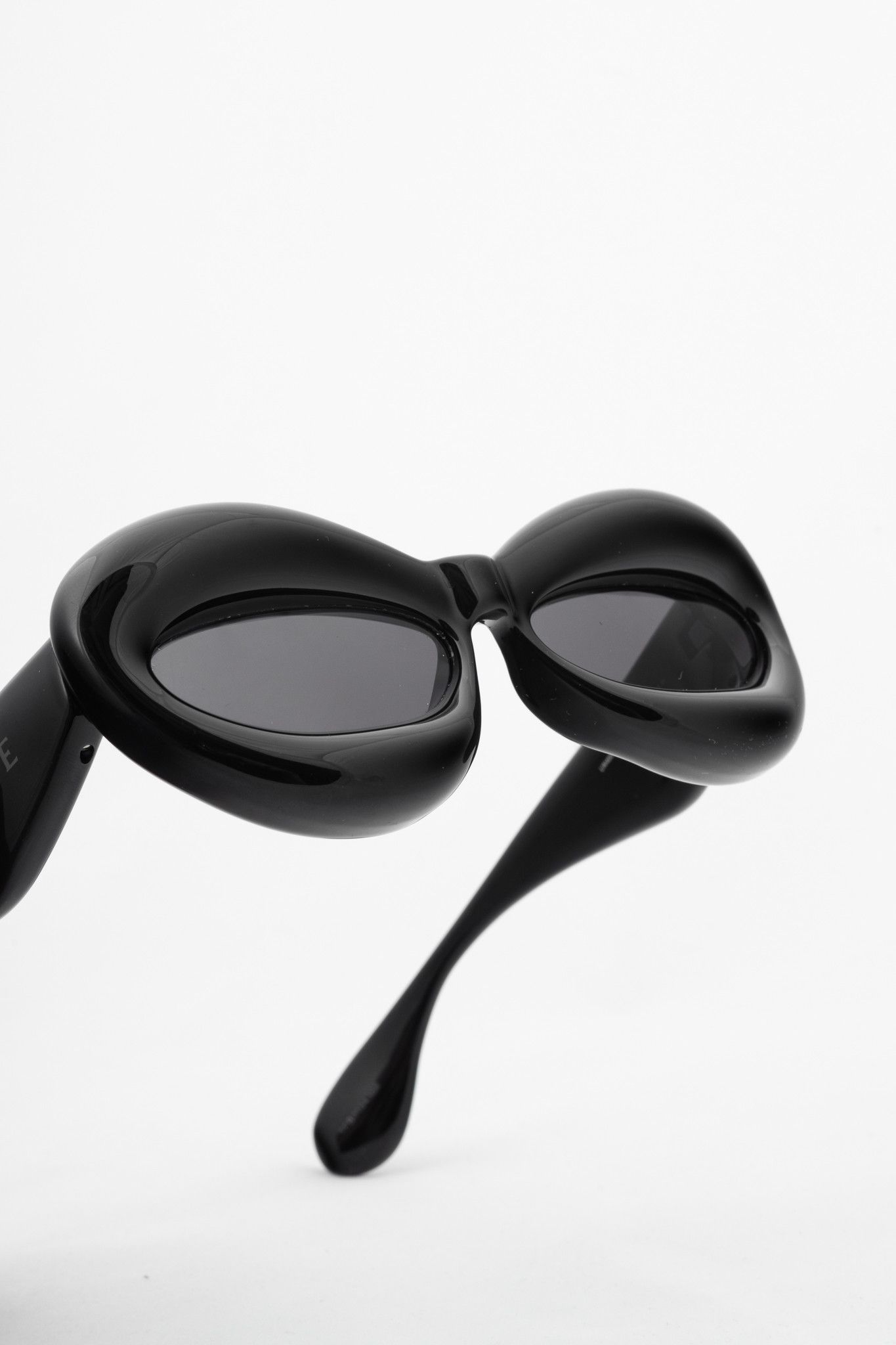 Loewe Loewe Black Cat Eye Inflated Sunglasses Size ONE SIZE - 5 Thumbnail