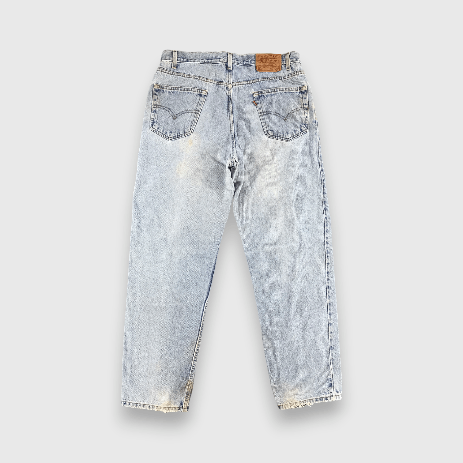 Levi's 90s Vintage Light Wash Levis 550 Jeans- J1355 Size US 35 - 2 Thumbnail