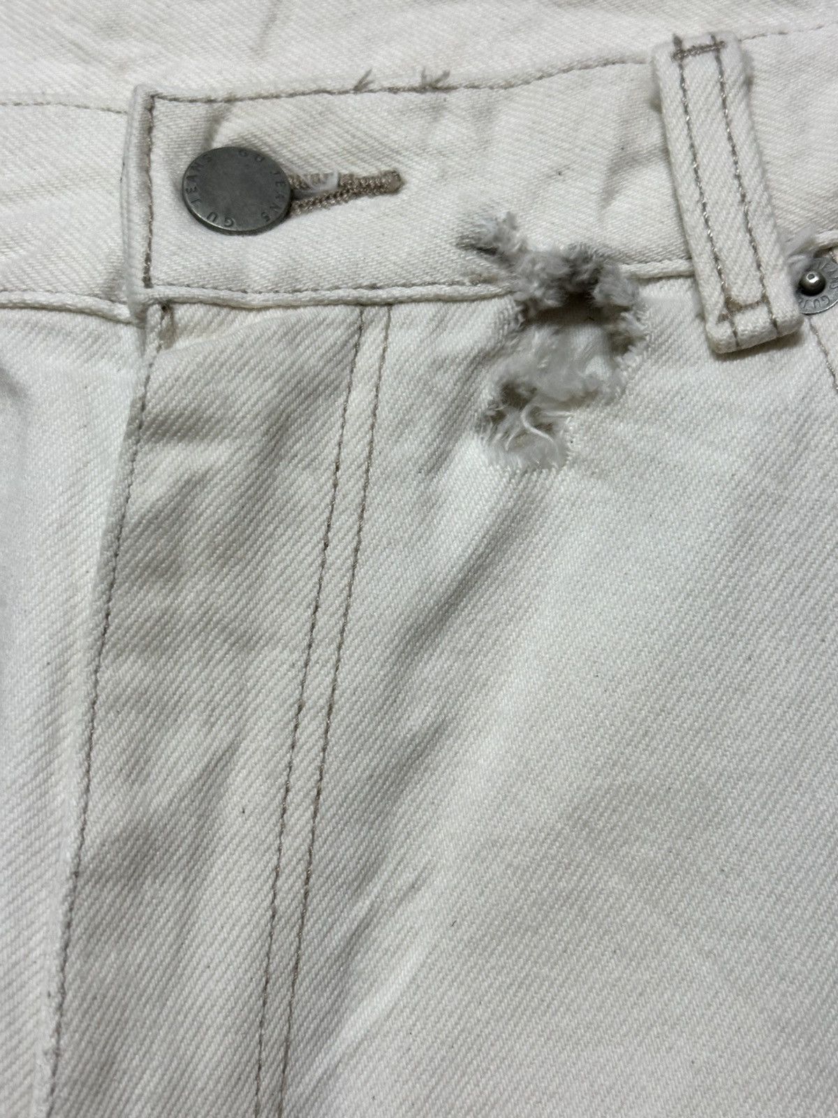 GU Vintage GU Baggy Cream Distinct Frayed Seam Down Front Denim Size US 32 / EU 48 - 7 Thumbnail