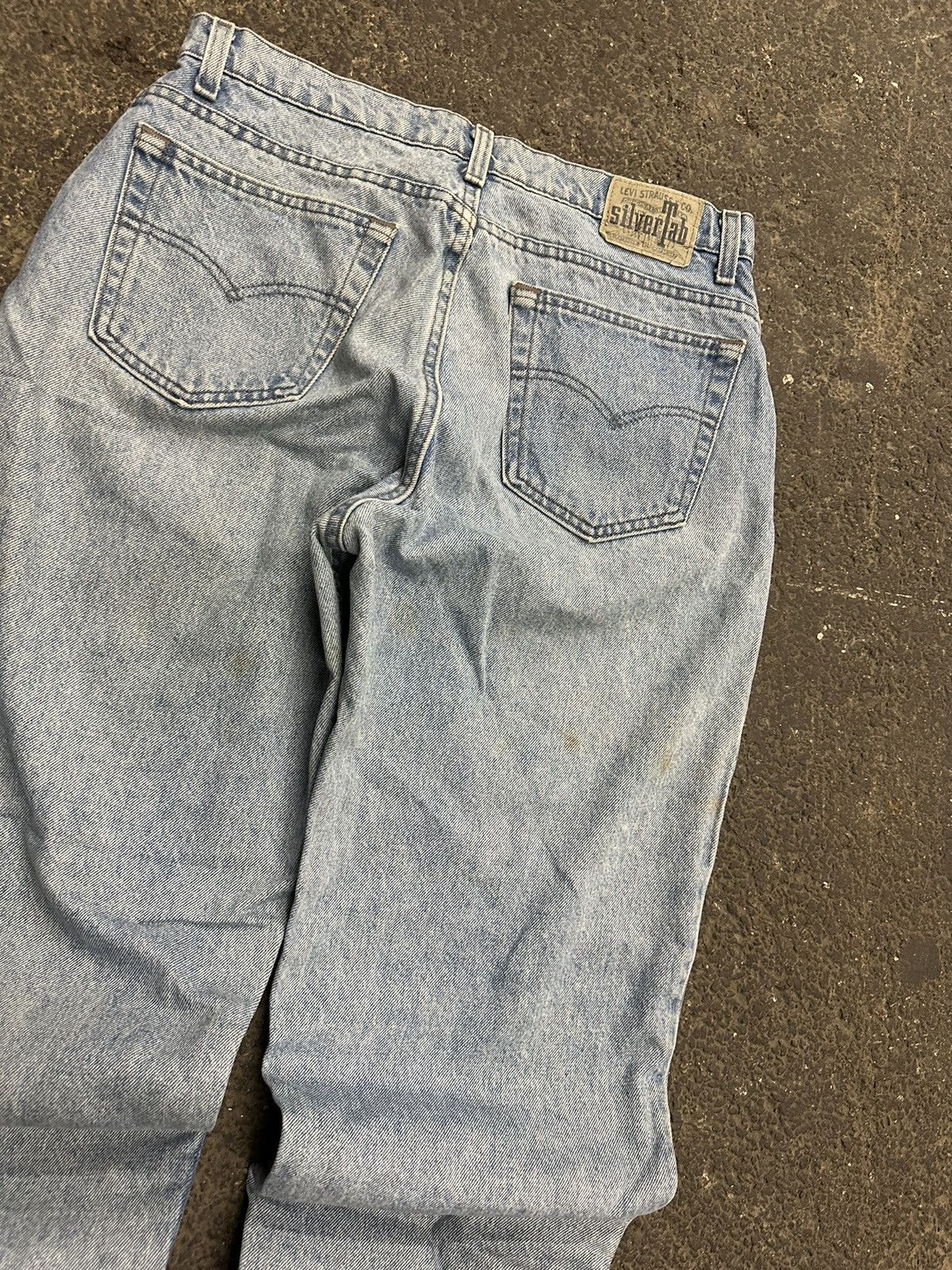 Levi's × Vintage Y2K Levi’s Silvertab baggy jeans Size US 33 - 3 Thumbnail