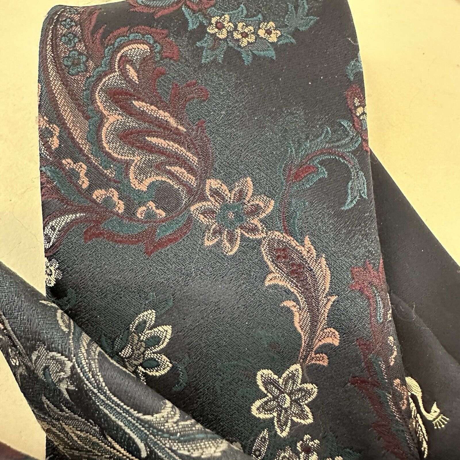 Other Don Loper Beverly Hills Tie Polyester Paisley Floral Preppy Size ONE SIZE - 6 Thumbnail