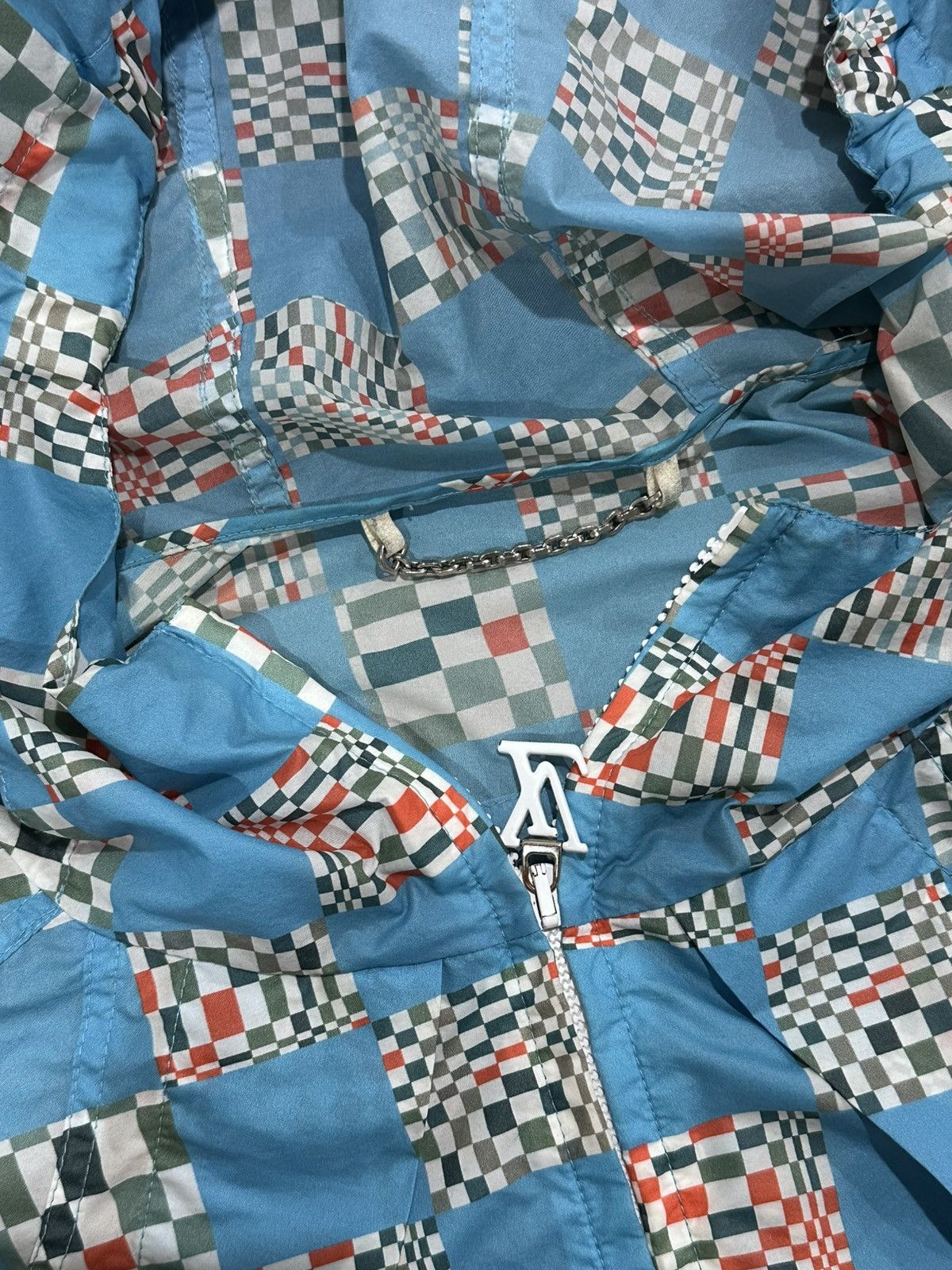 Louis Vuitton Louis Vuitton Distorted Damier Blue Nylon Windbreaker Jacket Size US S / EU 44-46 / 1 - 15 Thumbnail