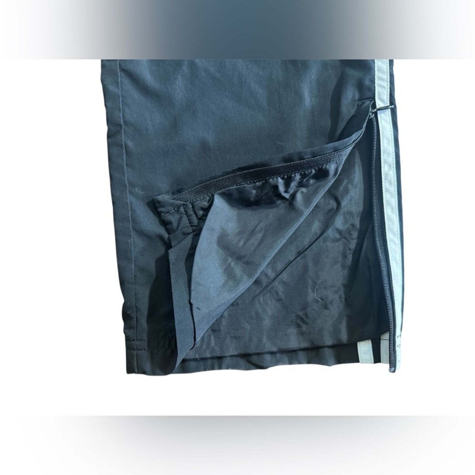 Adidas Adidas Women Black Track Pants Size 27" / US 4 / IT 40 - 4 Thumbnail