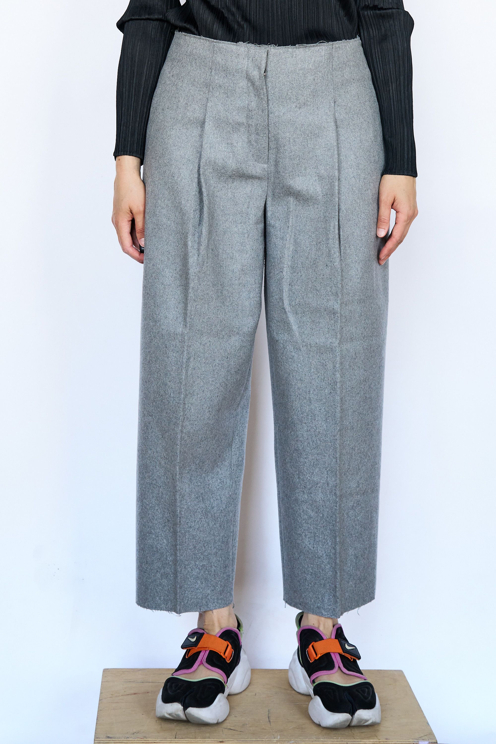 Acne Studios Acne Studios Grey Felt Wool Pants Size 28" / US 6 / IT 42 - 1 Thumbnail
