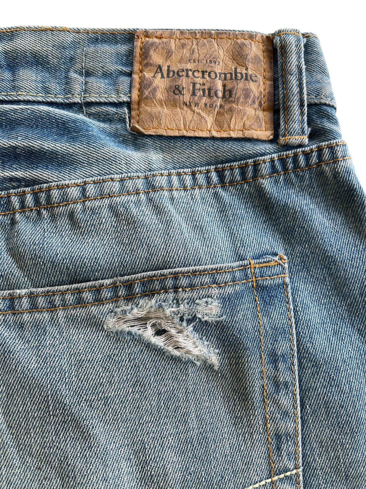 Abercrombie & Fitch Vintage Abercrombie & Fitch New York Distressed Denim Size US 34 / EU 50 - 10 Thumbnail