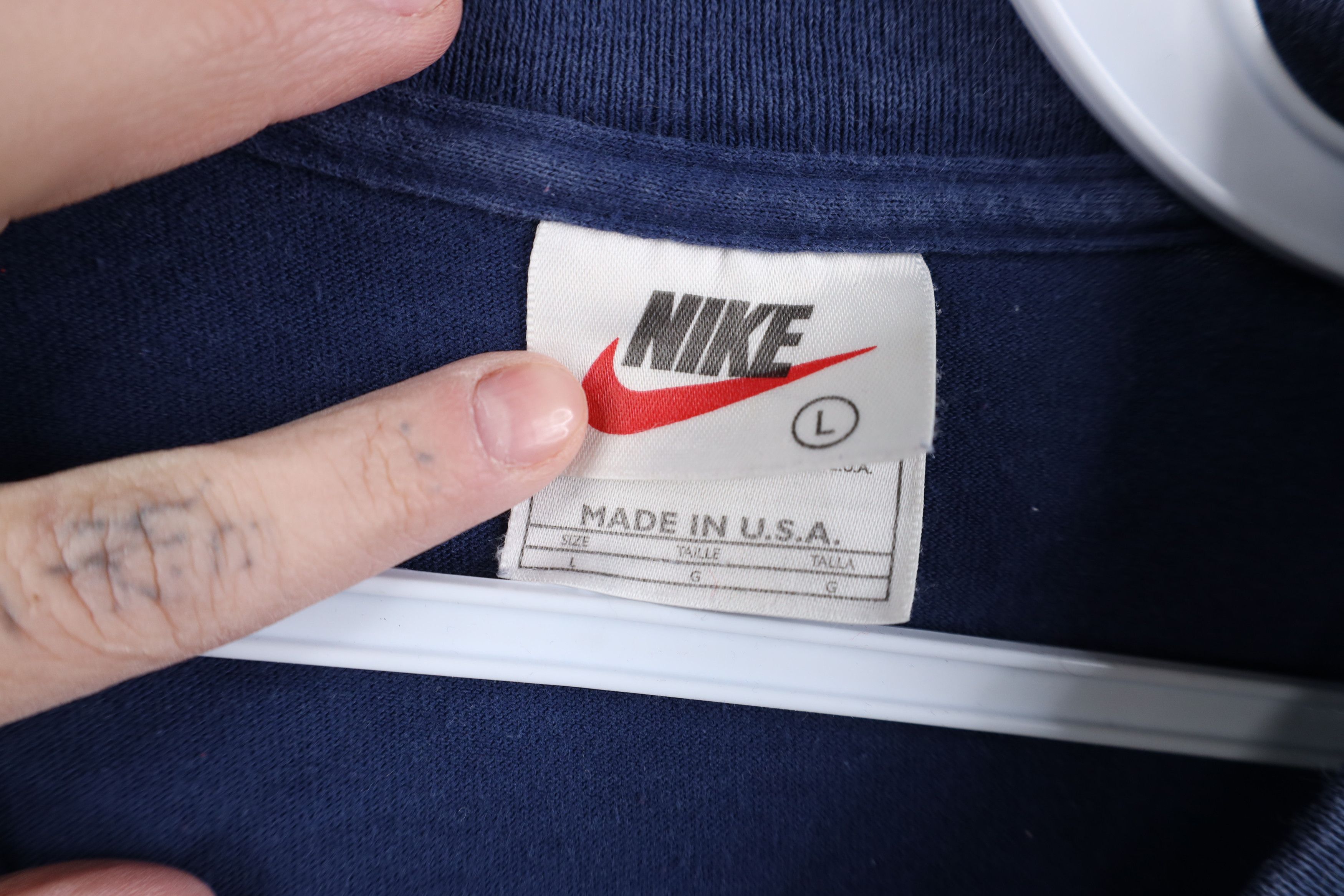 Nike Vintage 90s Nike Scott Center Big Swoosh T-Shirt Blue USA Size US L / EU 52-54 / 3 - 8 Thumbnail