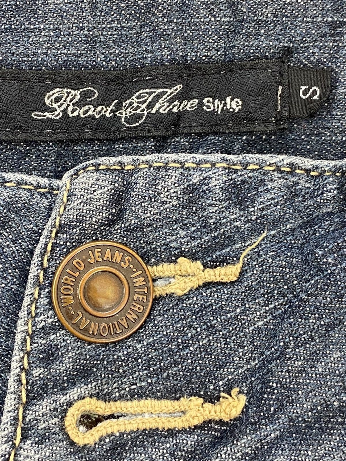 Japanese Brand Japanese Brand Blue Wash Style Boot Cut Leg Jean Size US 30 / EU 46 - 10 Thumbnail