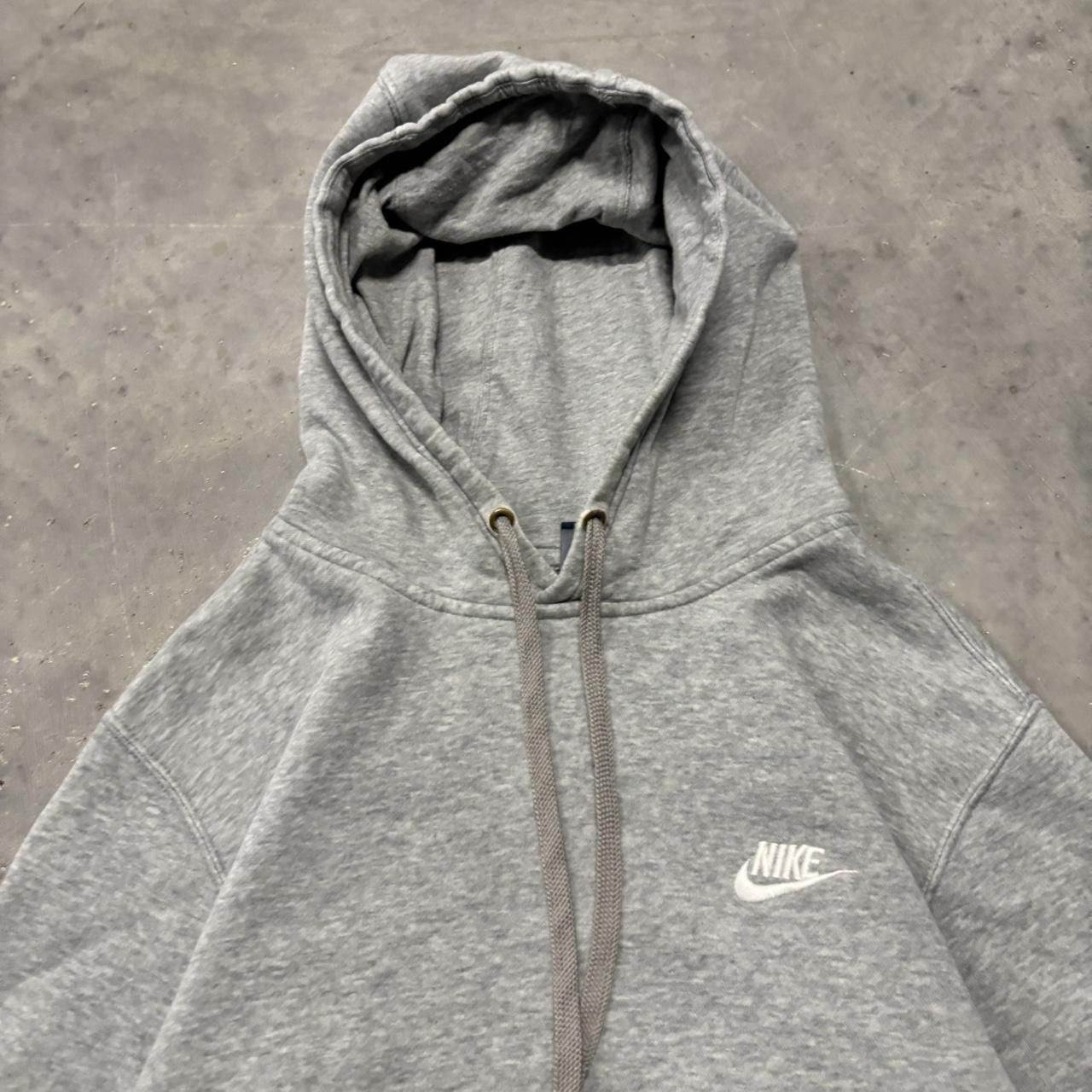 Nike × Vintage Crazy Vintage Y2K/2000s Light Grey Nike Streetwear Essential Hoodie! Size US L / EU 52-54 / 3 - 2 Thumbnail