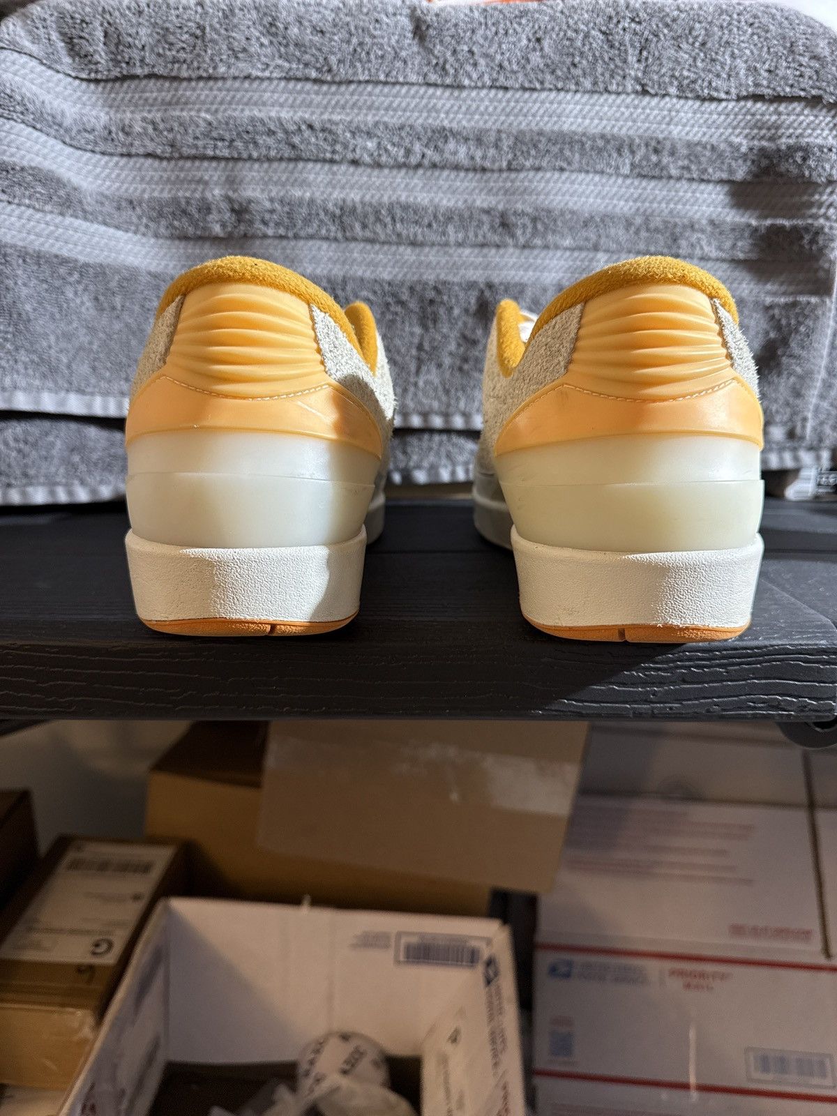 Jordan Brand Jordan 2 Retro Low Craft Melon Tint Size US 11.5 / EU 44-45 - 4 Thumbnail