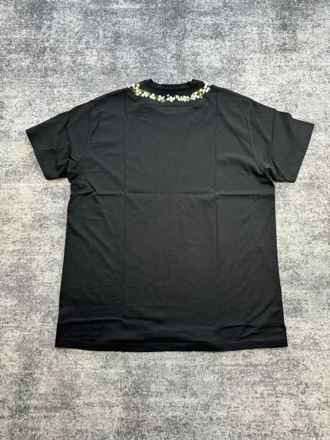 Givenchy Givenchy Floral Embroidery Short Sleeve Top. Size S / US 4 / IT 40 - 2 Thumbnail