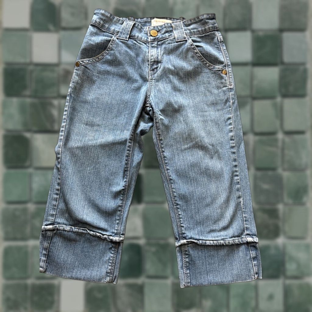 Levi's VINTAGE Levi's Capris Blue Denim Womens 28x17 Jeans Regular Medium 90s Classic USA Women Size ONE SIZE - 1 Thumbnail