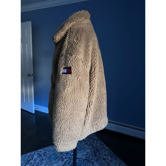 Tommy hilfiger cheap oversized teddy