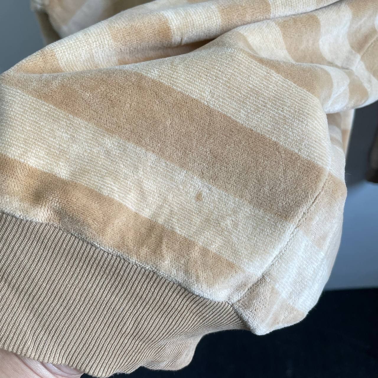 Celine × Vintage vintage celine velvet (ringger distressed) Size US L / EU 52-54 / 3 - 6 Thumbnail