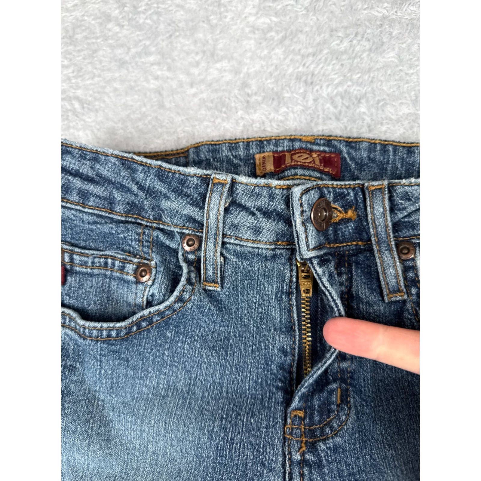Vintage LEI Jeans Juniors 5 Blue Denim Flared Low Rise Cotton Blend 27x30 Size 27" / US 4 / IT 40 - 5 Thumbnail