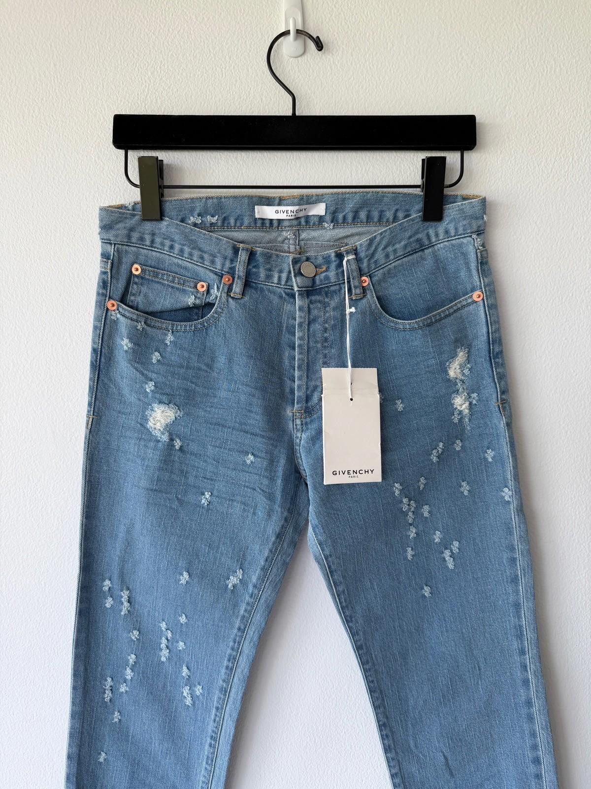 Givenchy new Givenchy mens denim jeans blue distressed 29 podium Size US 29 - 4 Thumbnail