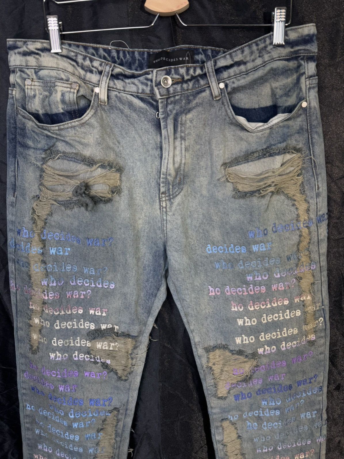 Who Decides War Who Decides War Blue Sand Scripture Jeans Size US 36 / EU 52 - 3 Thumbnail