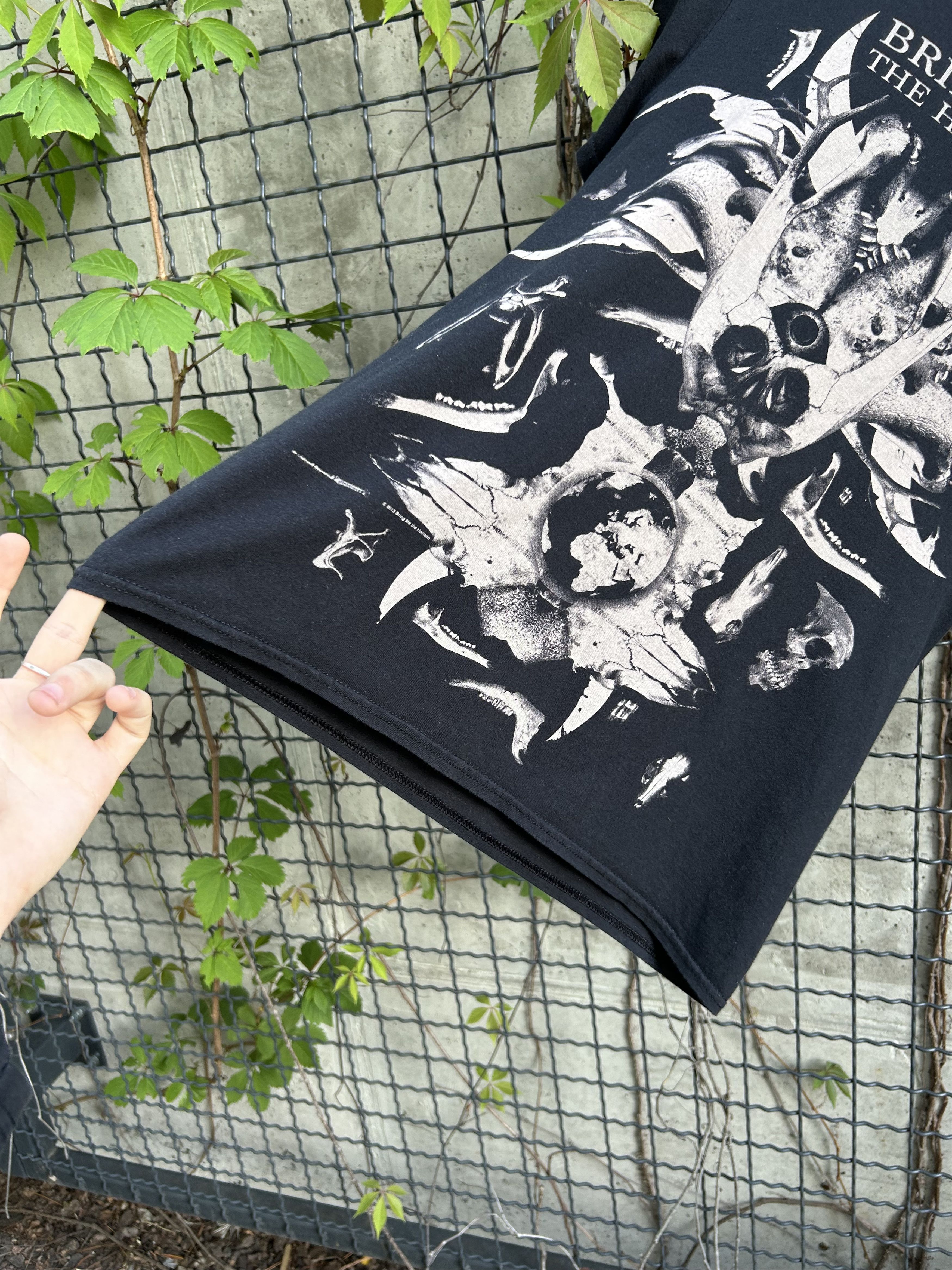 Band Tees × Vintage Vintage 2013 Bring Me the Horizon Rock Band T-shirt Size US M / EU 48-50 / 2 - 9 Thumbnail