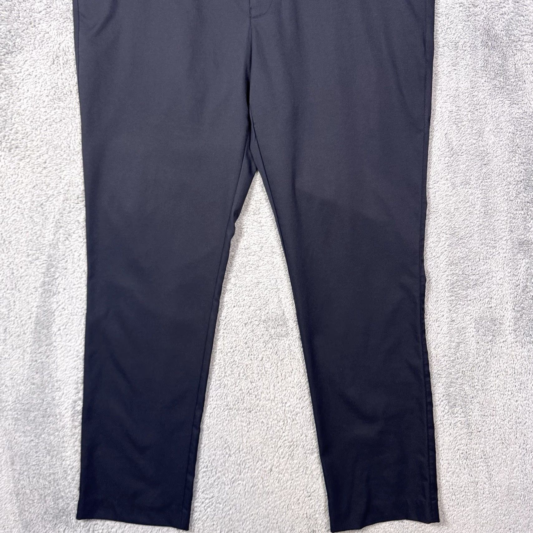 Peter Millar Peter Millar Raleigh Performance Trouser Pants Men 36x32 Chino Flat Front Regular Black Polyester Moisture Wicking Pockets Slim/Standard Size US 36 / EU 52 - 2 Thumbnail