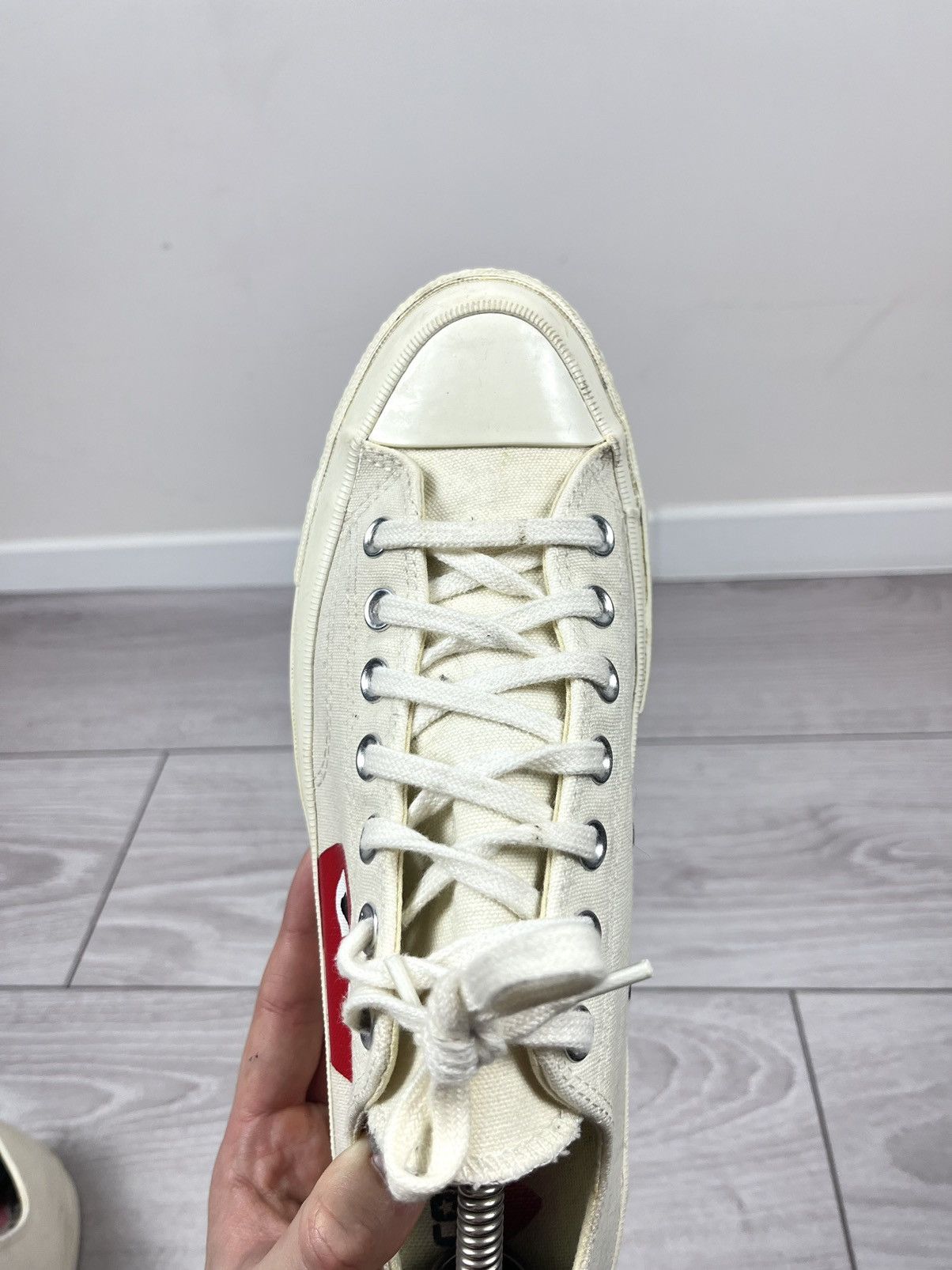 Converse Converse Play Comme Des Garcons White Heart Sneakers Shies Size US 9 / EU 42 - 11 Thumbnail