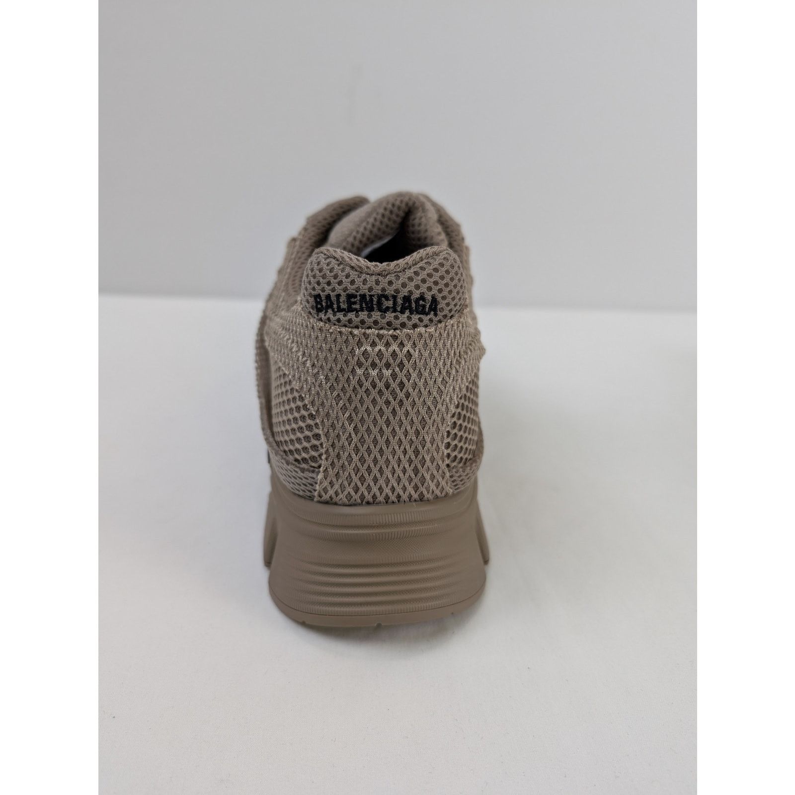 Balenciaga o1rshd1 Phantom Sneakers in Dark Beige Size US 13 / EU 46 - 13 Thumbnail