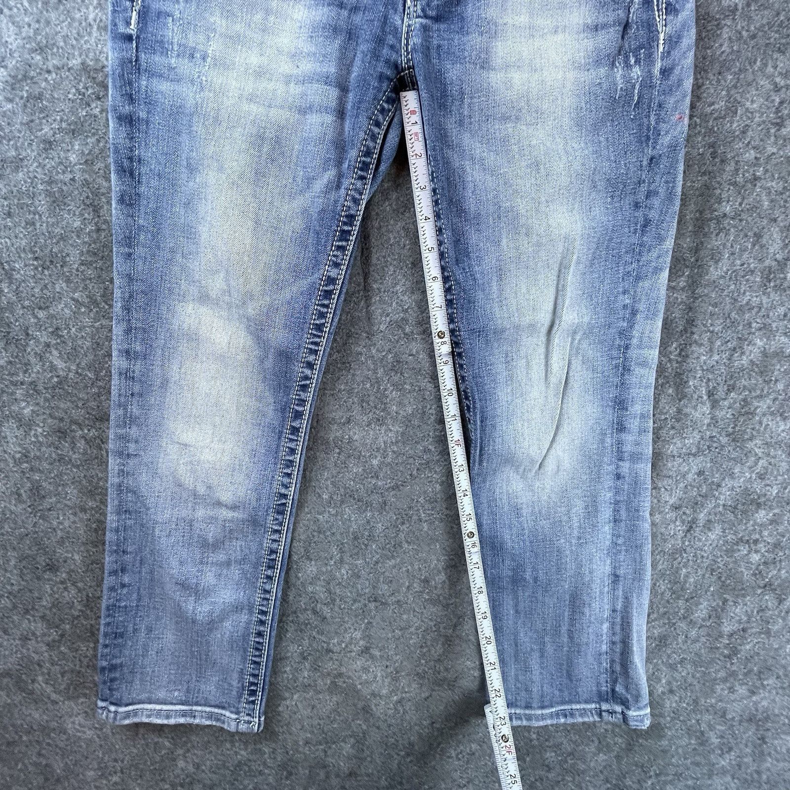 Miss Me Miss Me Jeans Women 27 Mid Easy Cropped Flap Rhinestones Y2K Size 27" / US 4 / IT 40 - 7 Thumbnail