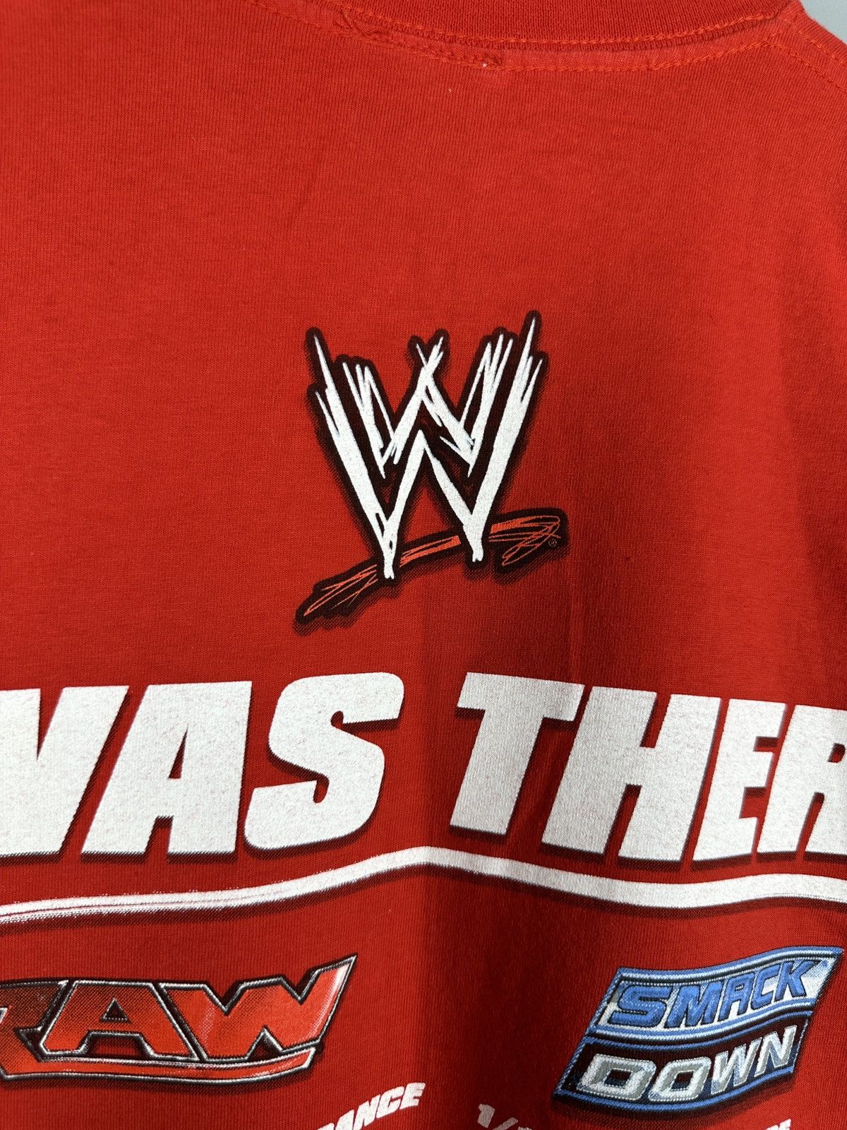 Vintage WWE Raw vs Smackdown Wrestling T Shirt Graphic Tee Size US M / EU 48-50 / 2 - 15 Thumbnail