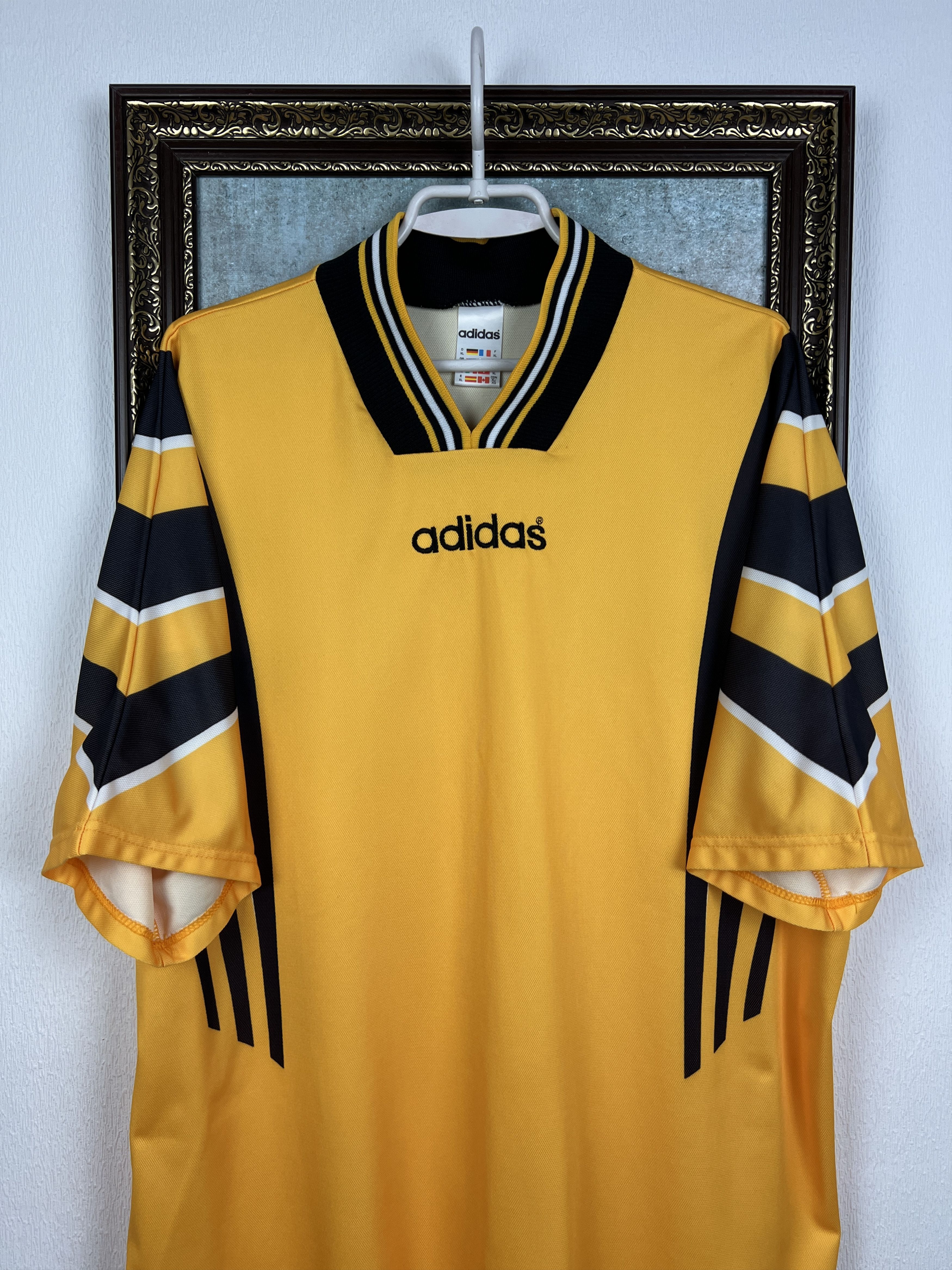 Adidas Vintage 90's Football Template Shirt Soccer Jersey Trikot Size US XL / EU 56 / 4 - 2 Thumbnail