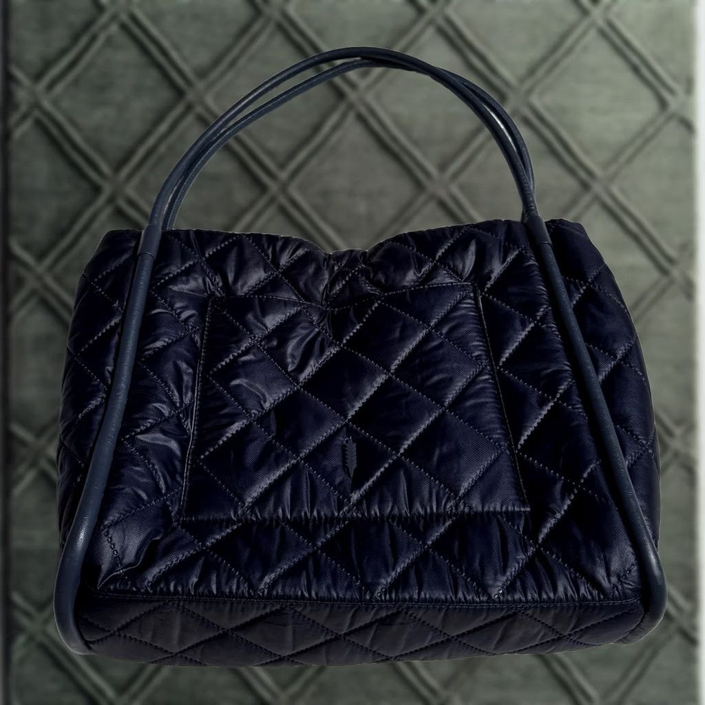 Vintage Thacker Quinn Packable Puffy Quilted Tote Shoulder Travel Bag Navy Medium Womens Quilted Thacker Quinn City Travel Bag Size ONE SIZE - 1 Thumbnail