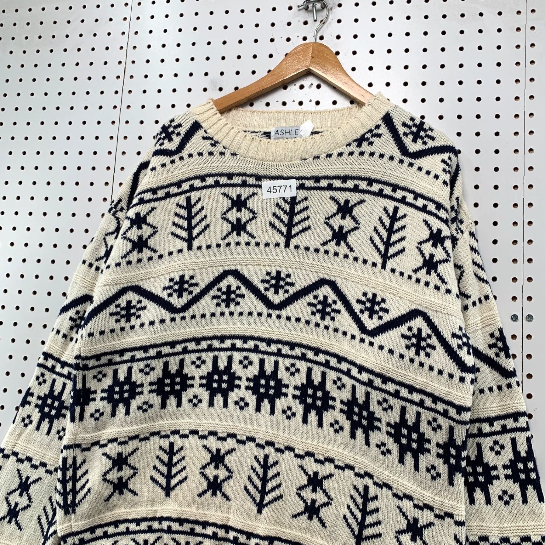 Vintage VINTAGE Ashley Knit Mens Large Fair Isle Nordic Sweater Beige 100% Cotton Pullover Knit Crew Neck 90s Ski Winter Casual Size US L / EU 52-54 / 3 - 3 Thumbnail