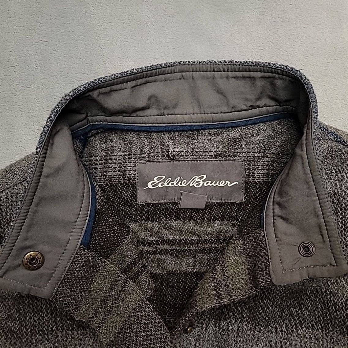 Eddie Bauer Eddie Bauer Poncho Cape Women S Gray Striped Wool Blend Snap Neck Gorpcore Size S / US 4 / IT 40 - 4 Thumbnail