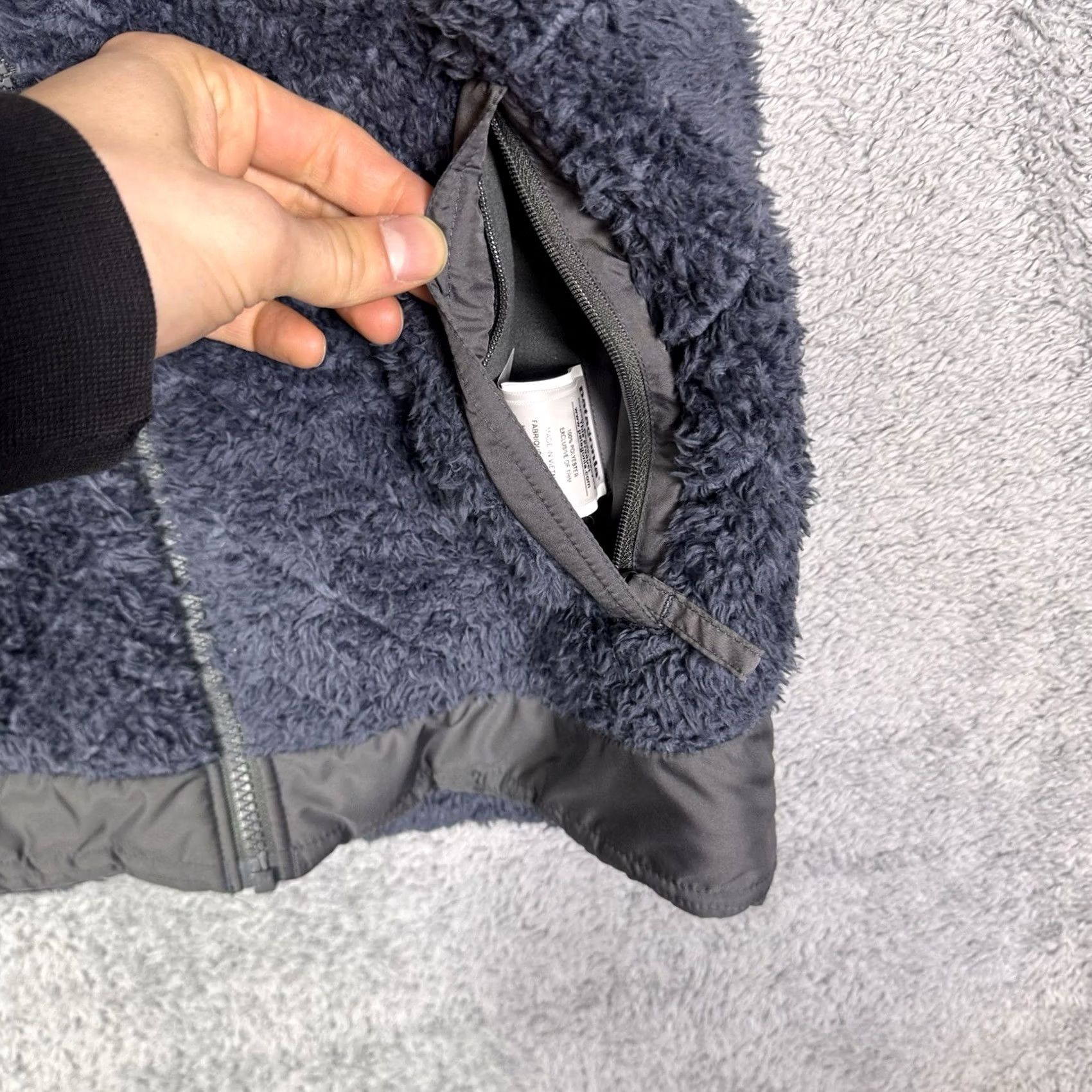Patagonia VINTAGE Patagonia Vest Womens XS Los Gatos Reversible Quilted Fur Sherpa Hooded 25220 Size XS / US 0-2 / IT 36-38 - 7 Thumbnail