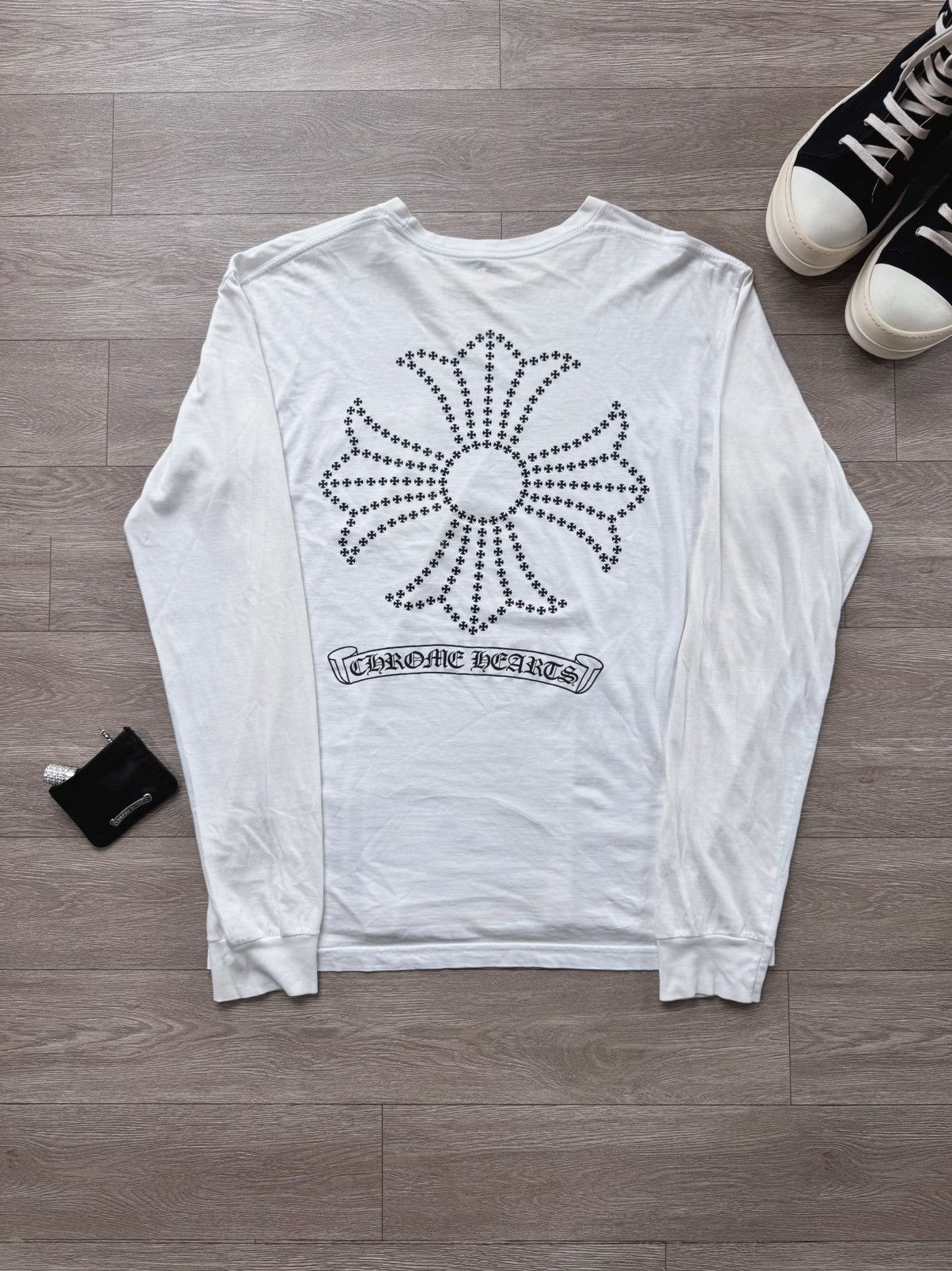 slight vogue 似long sleeve 00s archive HUGHWHITE.png?crop=center&