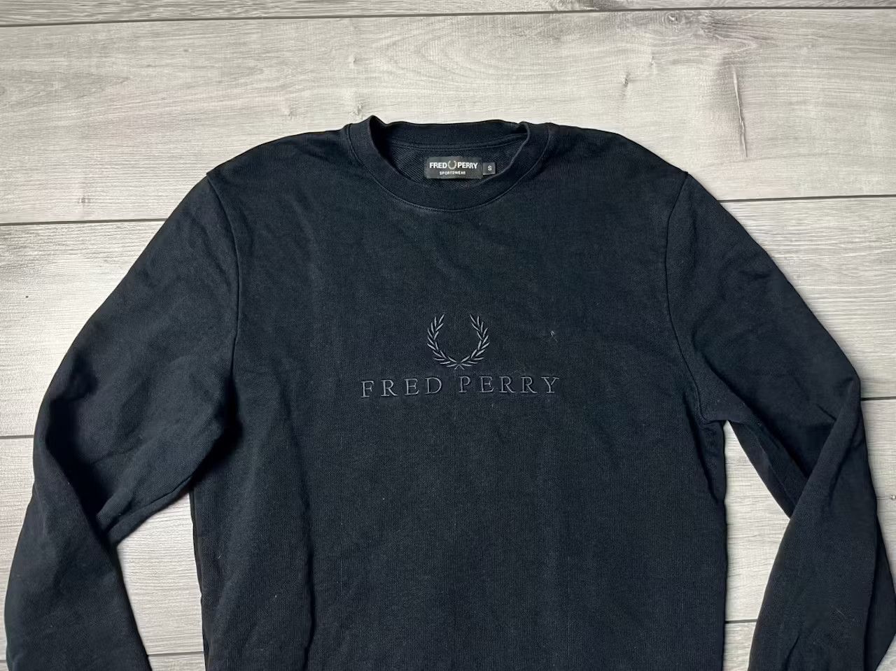 Fred Perry Fred perry sweatshirt embroidered logo size Small Size US S / EU 44-46 / 1 - 3 Thumbnail