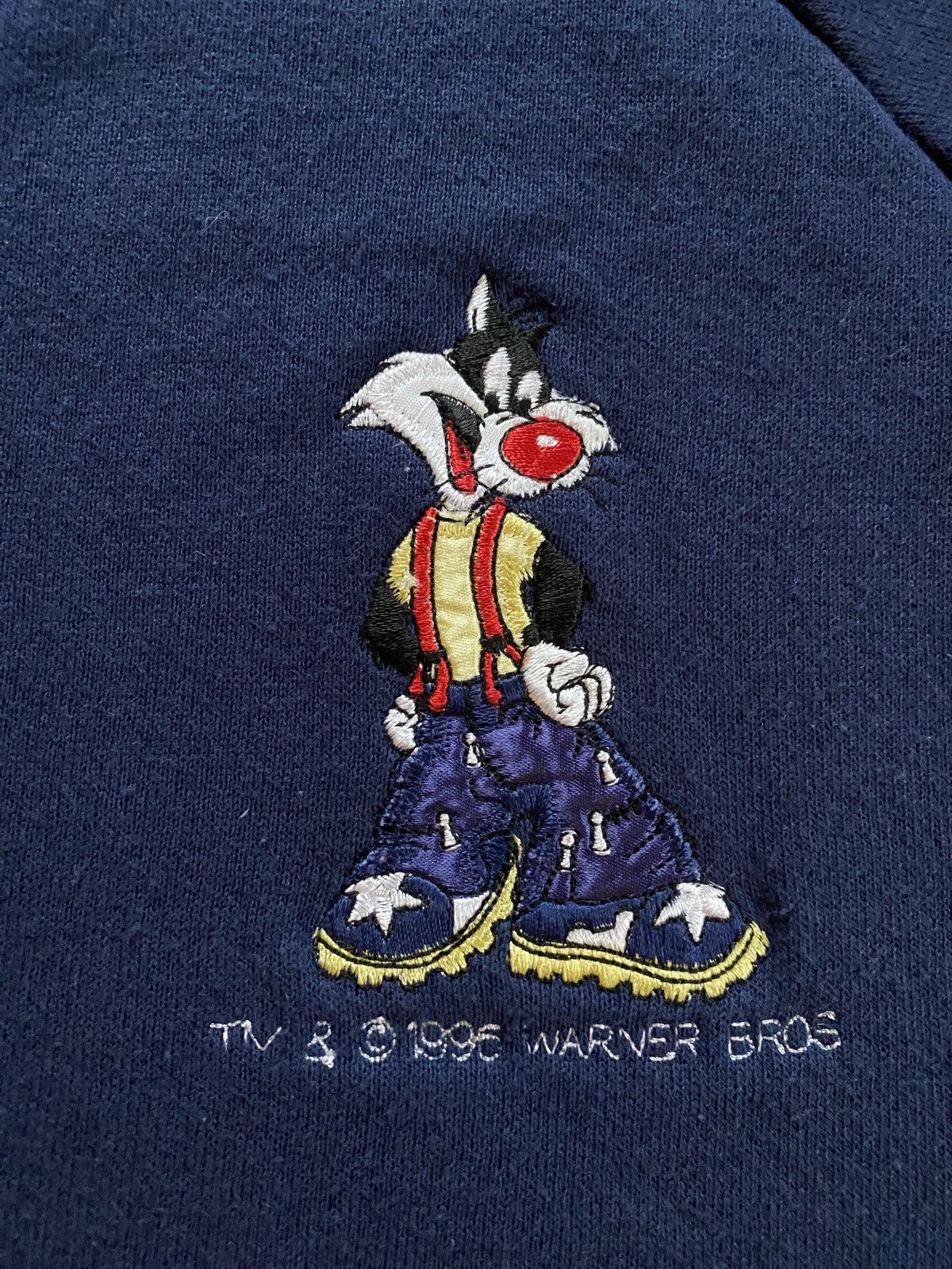 Vintage Vintage 90s Sylvester Looney Tune Raglan Crewneck Sweatshirt Size US M / EU 48-50 / 2 - 3 Thumbnail