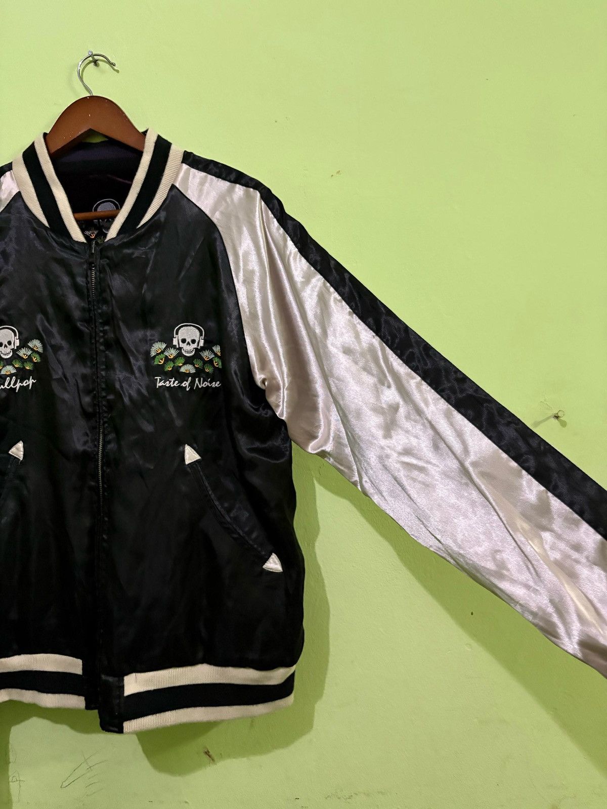 Japanese Brand VTG Sukajan Jacket skeleton taste of Noise Embroidered Size US L / EU 52-54 / 3 - 3 Thumbnail