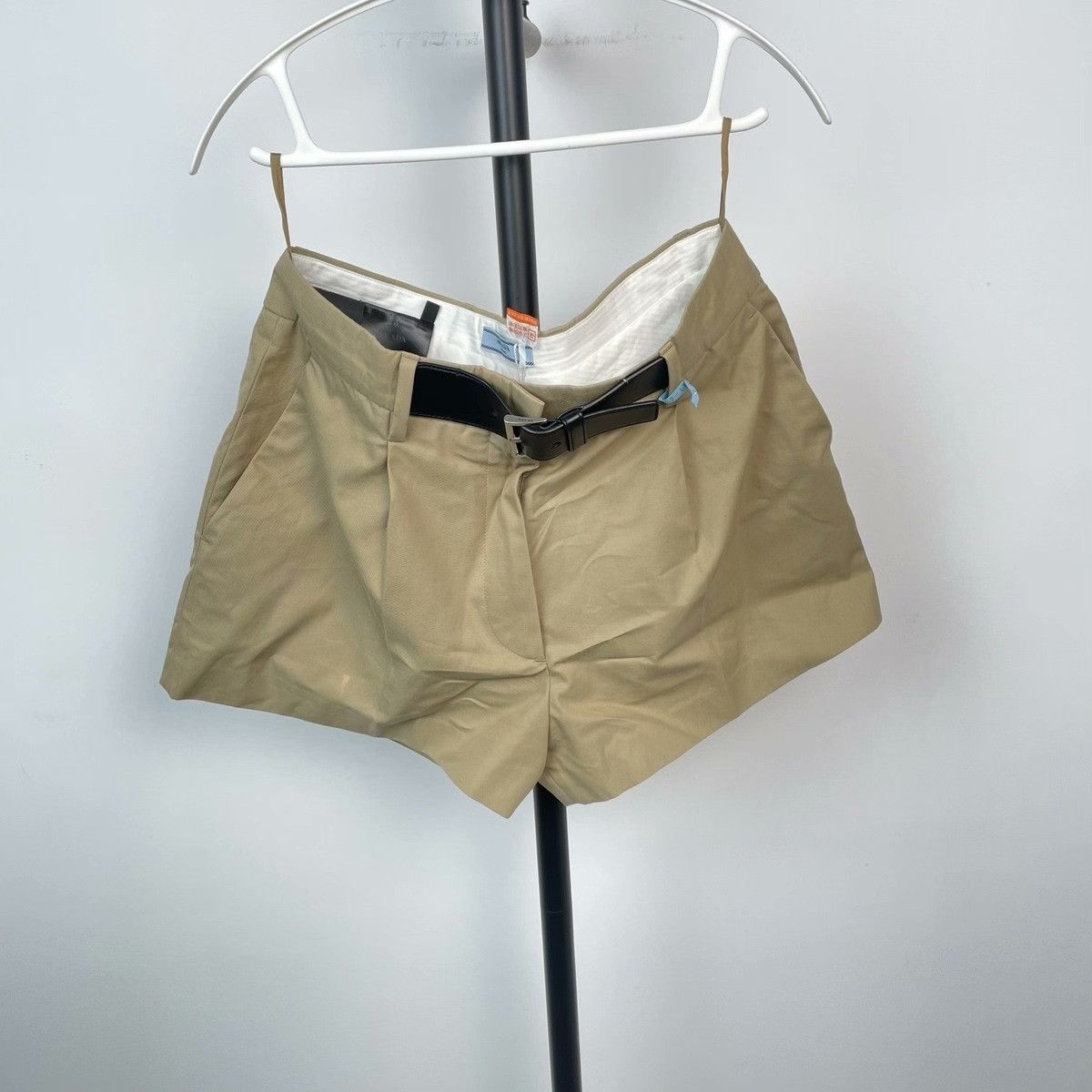Prada Prada Cotton Cropped Beige Shorts S Men Size US 30 / EU 46 - 1 Thumbnail
