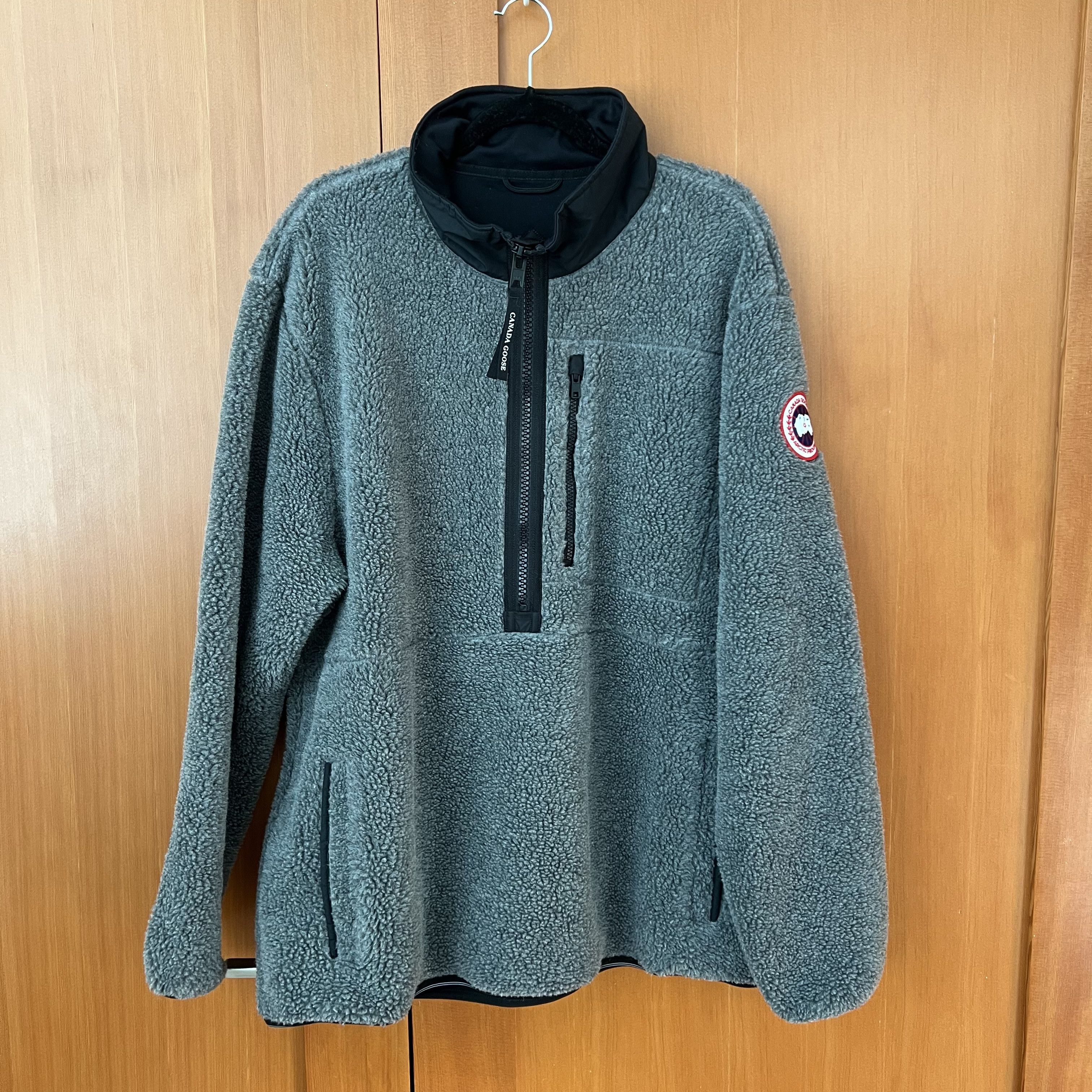 image of Canada Goose Renfrew Fleece Pullover Heritage in Grey, Men's (Size XL)